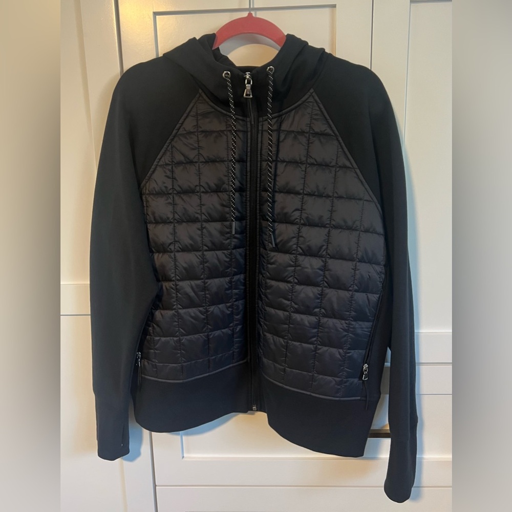 Old Navy Active Black Quilted Front Hoodie